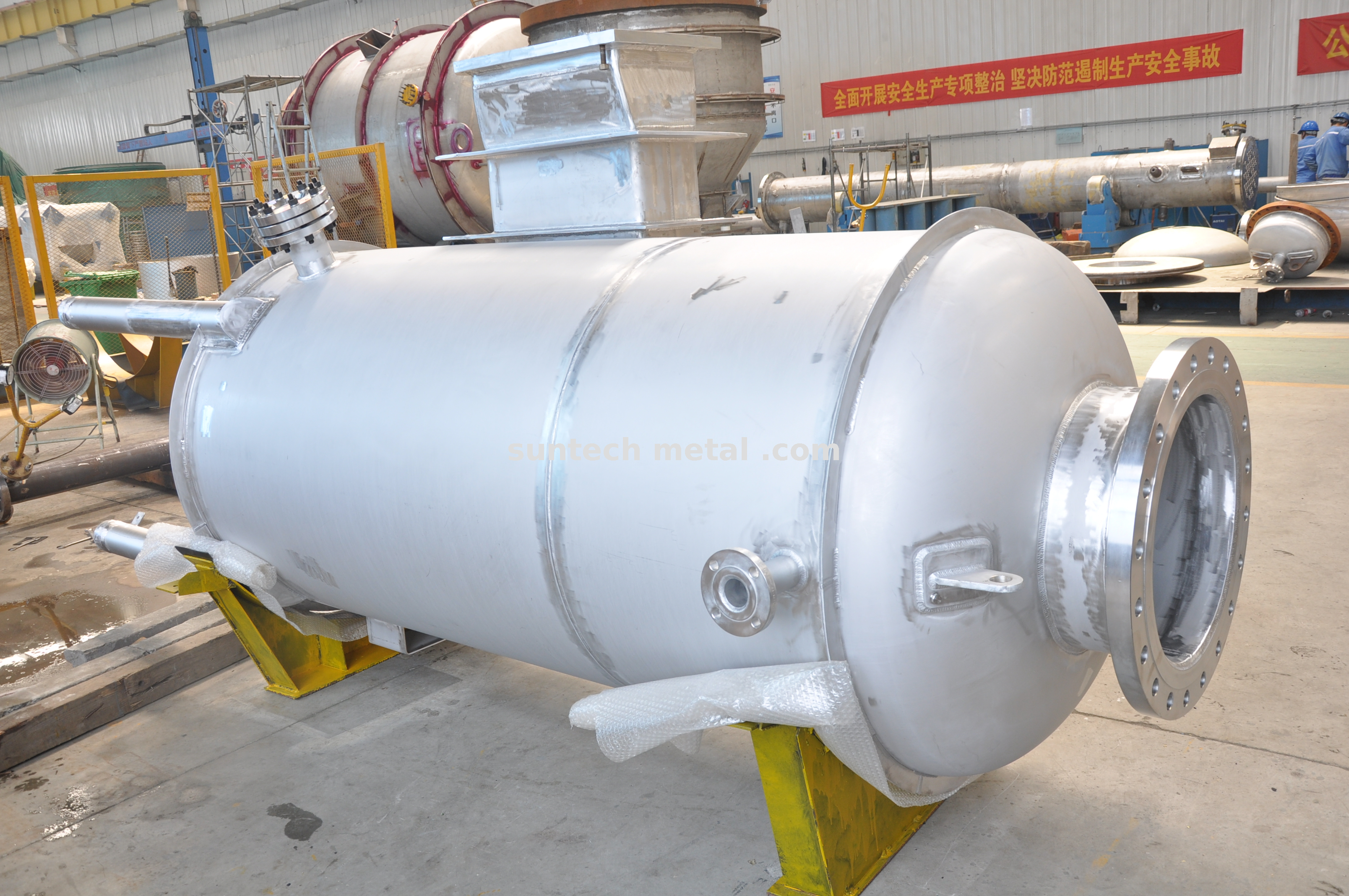 PED Vertical Type Customized Stainless Steel Pressure Vessel
